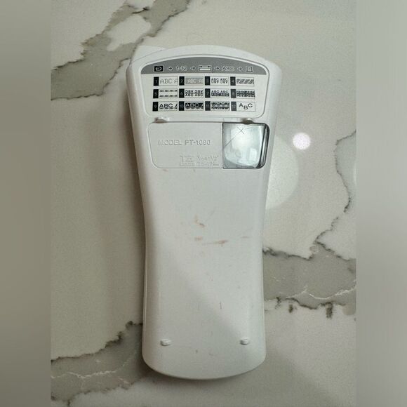 Brother labeller  - Picture 2 of 2